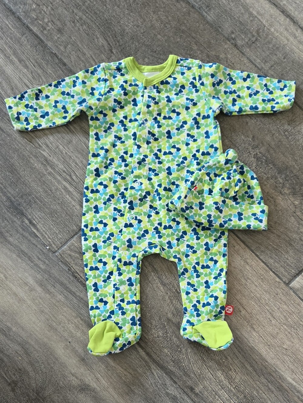 Zutano EUC 3 Months Blue/Green Shamrock Print Footie Romper and Hat